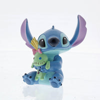 Disney Showcase Collection Figure - Lilo & Stitch - Stitch w/ Doll (6cm)