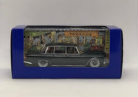 Tintin / Kuifje - Tintin's Cars 1/43 - The Government Limousine (Mercedes-Benz 600) (15cm)