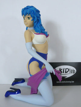 Attakus - Manga Girls Kazumi Figurines
