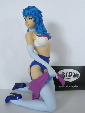 Attakus - Manga Girls Kazumi Figurines