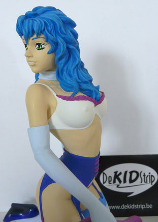 Attakus - Manga Girls Kazumi Figurines