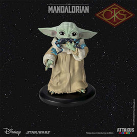 ATTAKUS  Statue - Star Wars, Classic Collection 1/5 - Grogu 'Eating the Frog' in The Mandalorian (10cm)