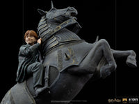 IRON STUDIOS Statue - Wizarding World - Harry Potter - Ron Weasley at the Wizard Chess (35cm)