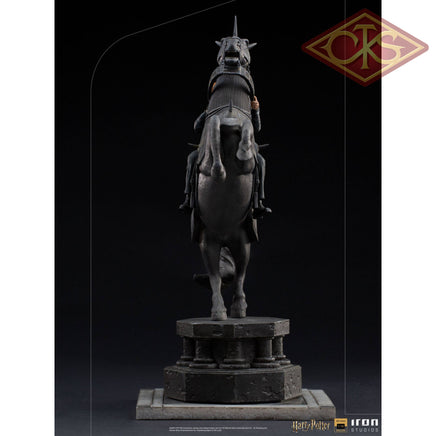 IRON STUDIOS Statue - Wizarding World - Harry Potter - Ron Weasley at the Wizard Chess (35cm)