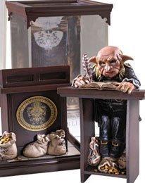 The Noble Collection - Magical Creatures Harry Potter Gringotts Goblin (10) Figurines