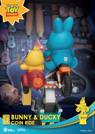Disney - Toy Story - Diorama 'Bunny & Ducky Coin Ride' (13 cm)