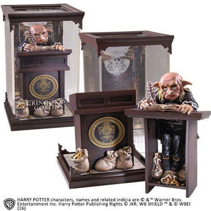 The Noble Collection - Magical Creatures Harry Potter Gringotts Goblin (10) Figurines
