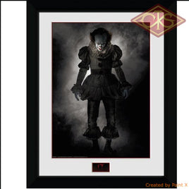 Framed Poster - It Pennywise (Stand) (45 X 34 Cm) Posters