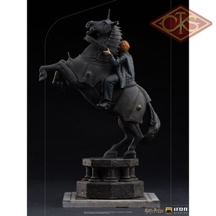 IRON STUDIOS Statue - Wizarding World - Harry Potter - Ron Weasley at the Wizard Chess (35cm)